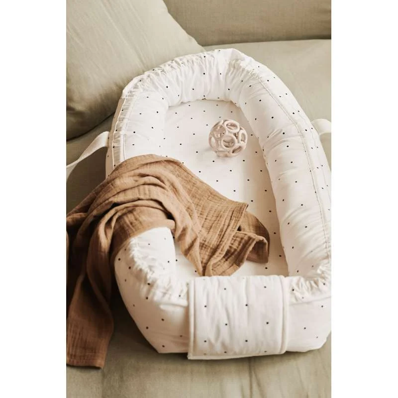 Liewood Gro Babynest/-lift - Classic Dot/Creme De La Creme | Non-Conductive & Removable