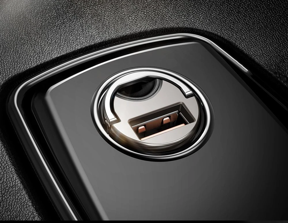 Remax Mini brzi Auto punjač USB Port 18W Power Delivery PD