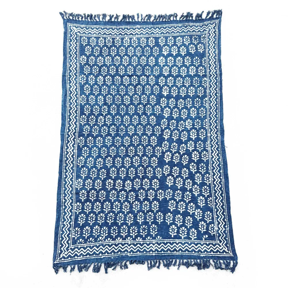 Indigo ručno rađeni pokrivač Chhota Flower 170x120cm