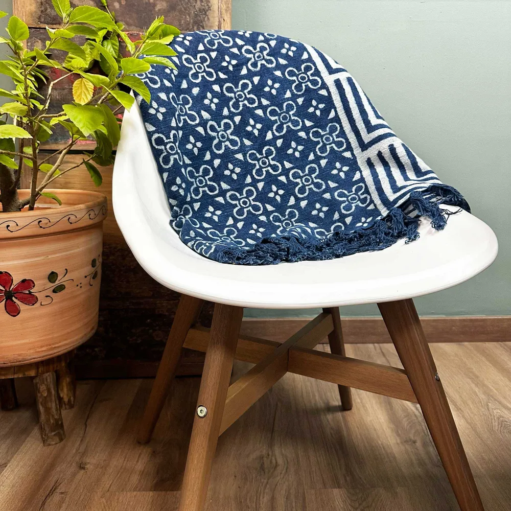 Ručno rađeni prekrivač Indigo Kasba pločice 170x120 cm