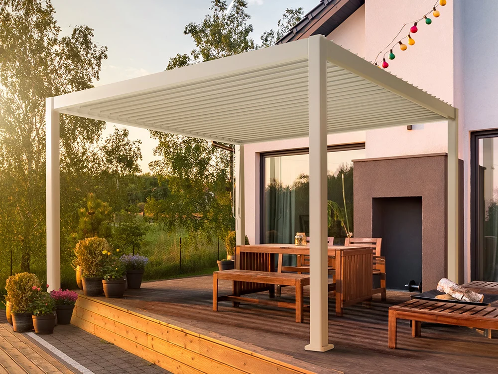 Nadstrešnica paviljona 3,6 x 3,6 metara bijele boje