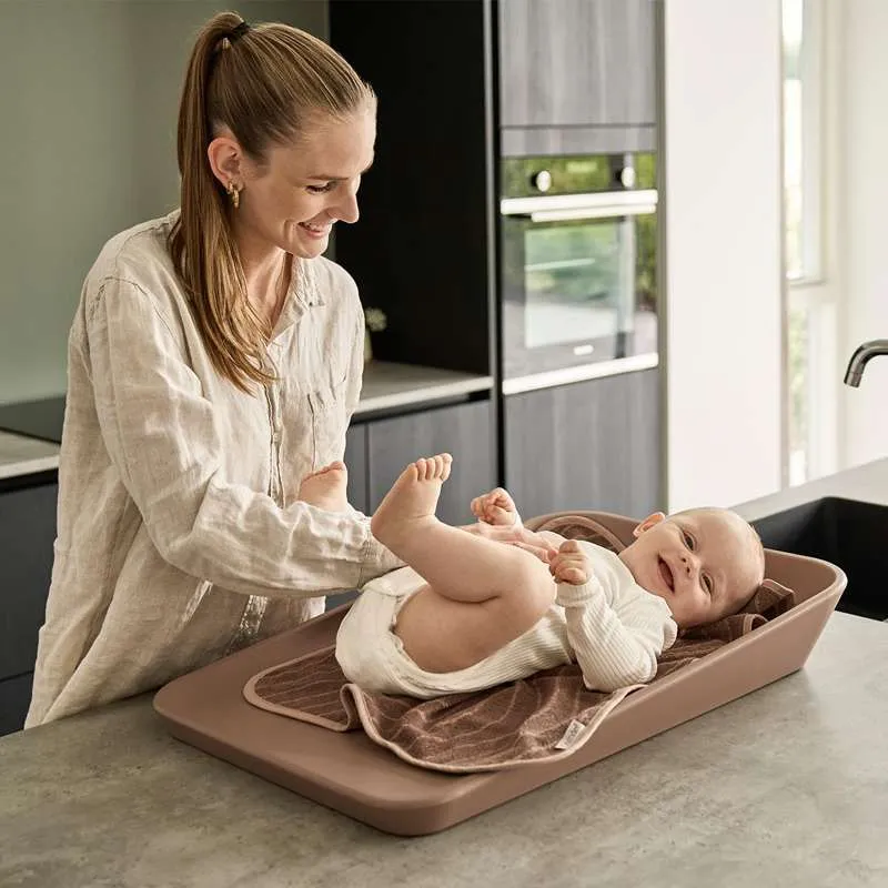 Leander Matty™ Jastuk za sjedenje s kapuljačom - Glina Hypoallergenic Formula