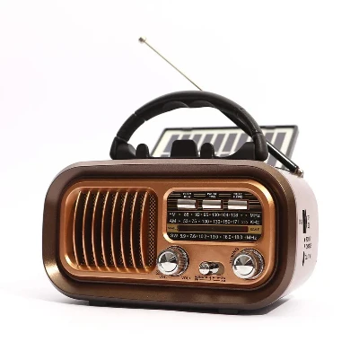 Prenosivi Retro Radio Prijemnik na Solarno Punjenje
