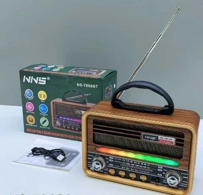 Retro Bluetooth Zvucnik sa Radiom i TWS Funkcijom
