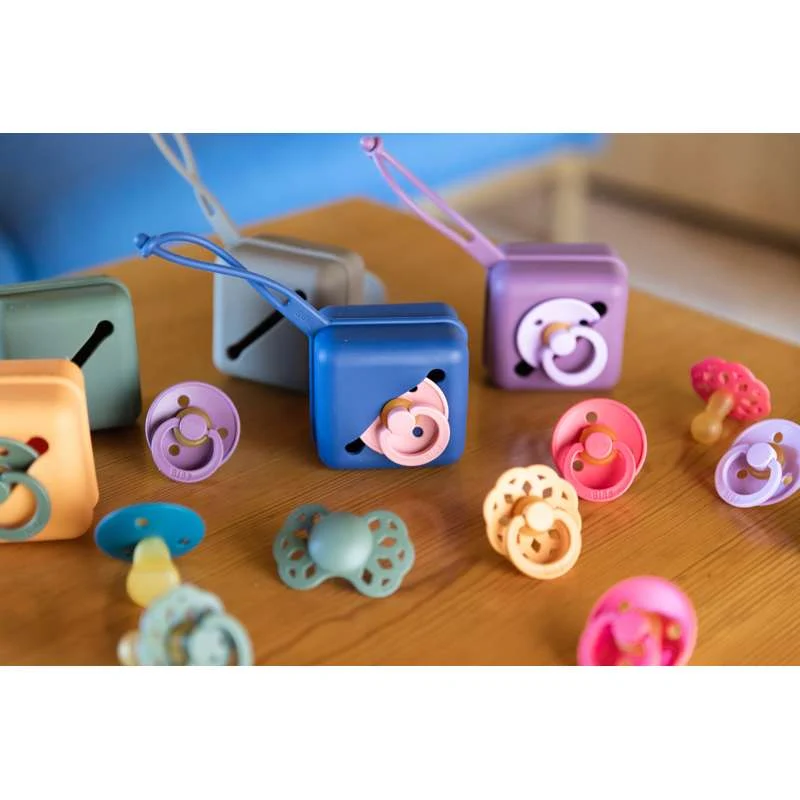 BIBS Accessories Pacifier Case - Silikone - Sutteboks m. Plads til 3 Sutter - Steel Blue Cable Management Straps