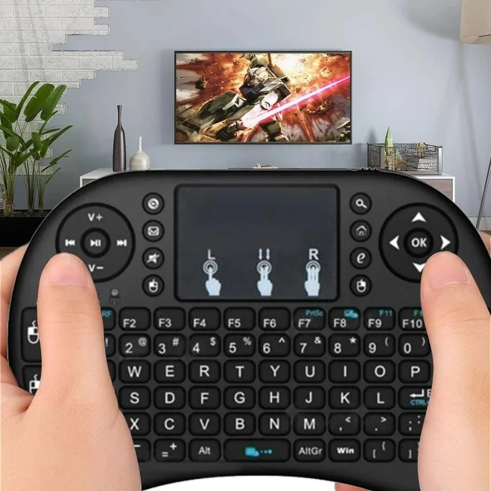 Bežična Mini Tastatura sa Touchpadom i Pozadinskim Osvetljenjem