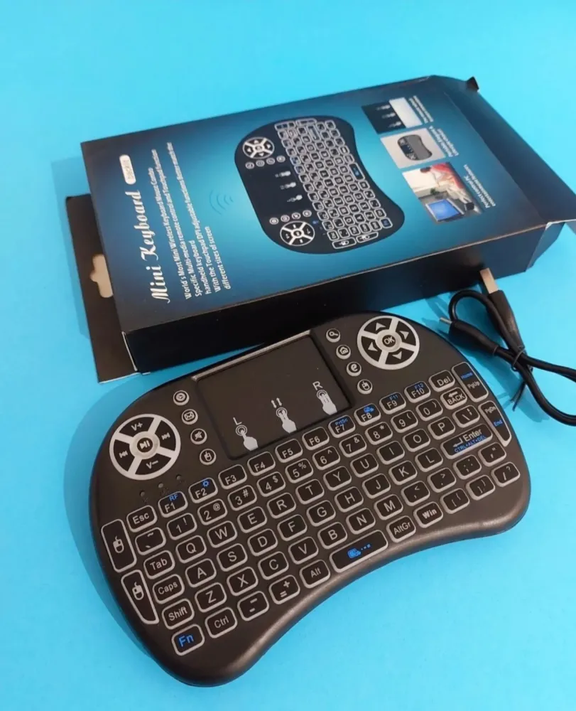 Multifunkcionalna bežična tastatura RGB