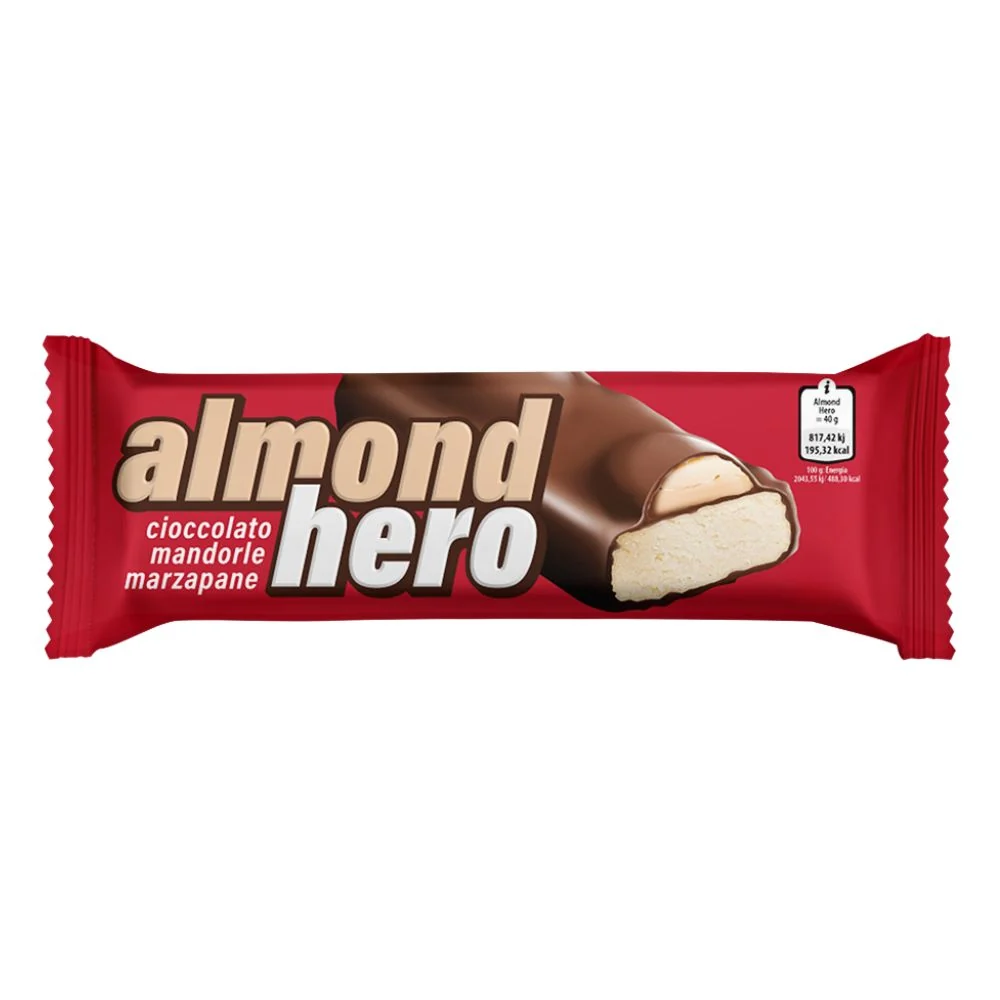 Almond Hero, pločica od marcipana i cijelih badema prekrivena mliječnom čokoladom od 40g