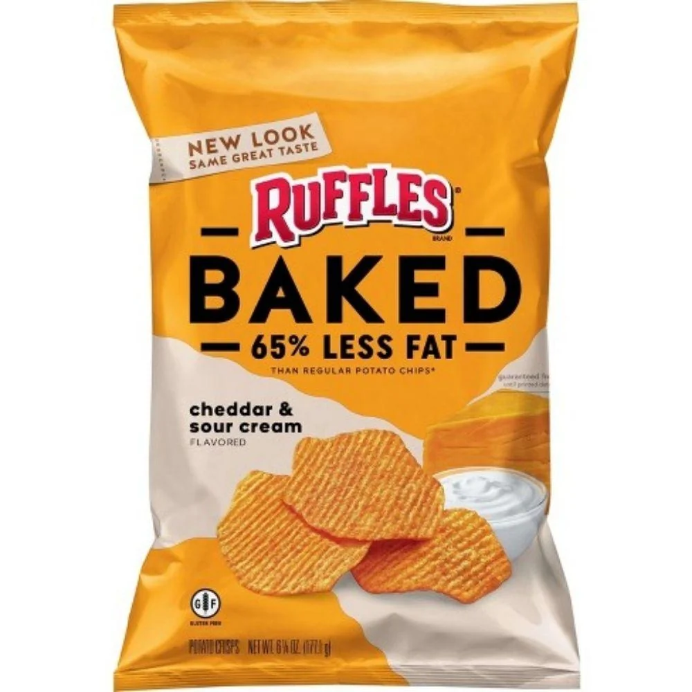 Ruffles Pečeni Čedar & Kiselo Vrhnje, čips sa sirom i kiselim vrhnjem od 170g