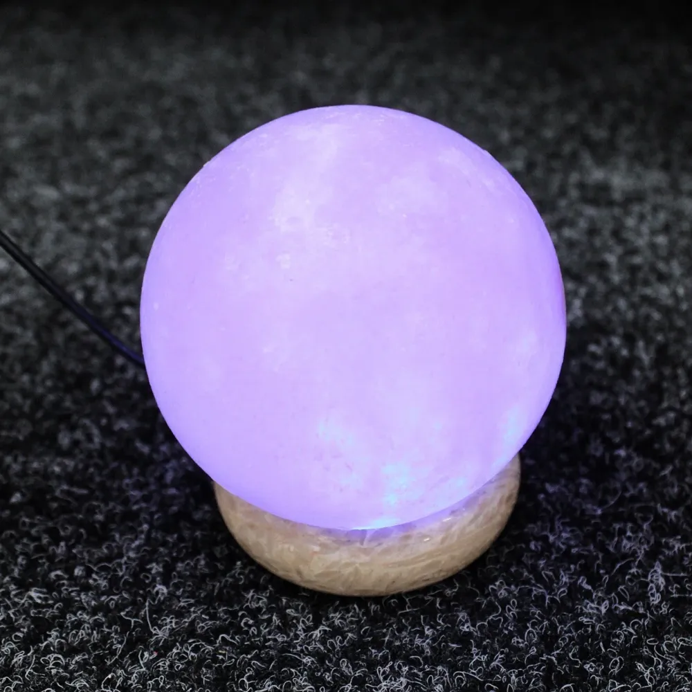 USB višebojna kugla himalajske solne lampe 8 cm