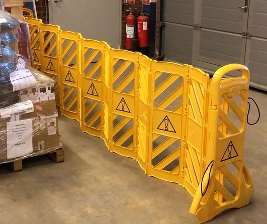 Flexibarrier - Prijenosna i rastezljiva barijera - s kotačima (4m)