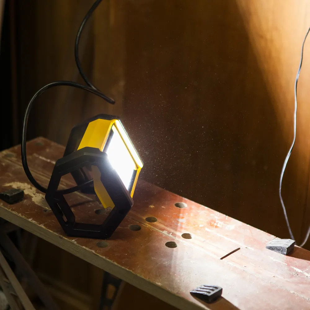 LED radni reflektor EPTA, žuti, 24W, 5000K, IP54