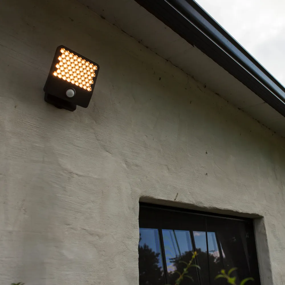 LED reflektor ATLANTIS, senzor pokreta, tamno sivi, 24W, 3000K, IP54