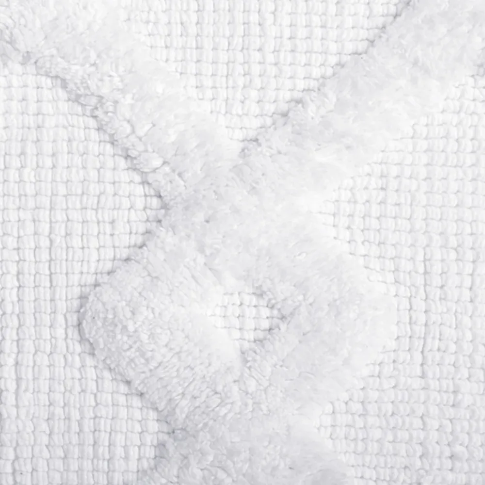 Mountain Peak Bath Mat Tassels 100% Cotton White 20" X 30"
