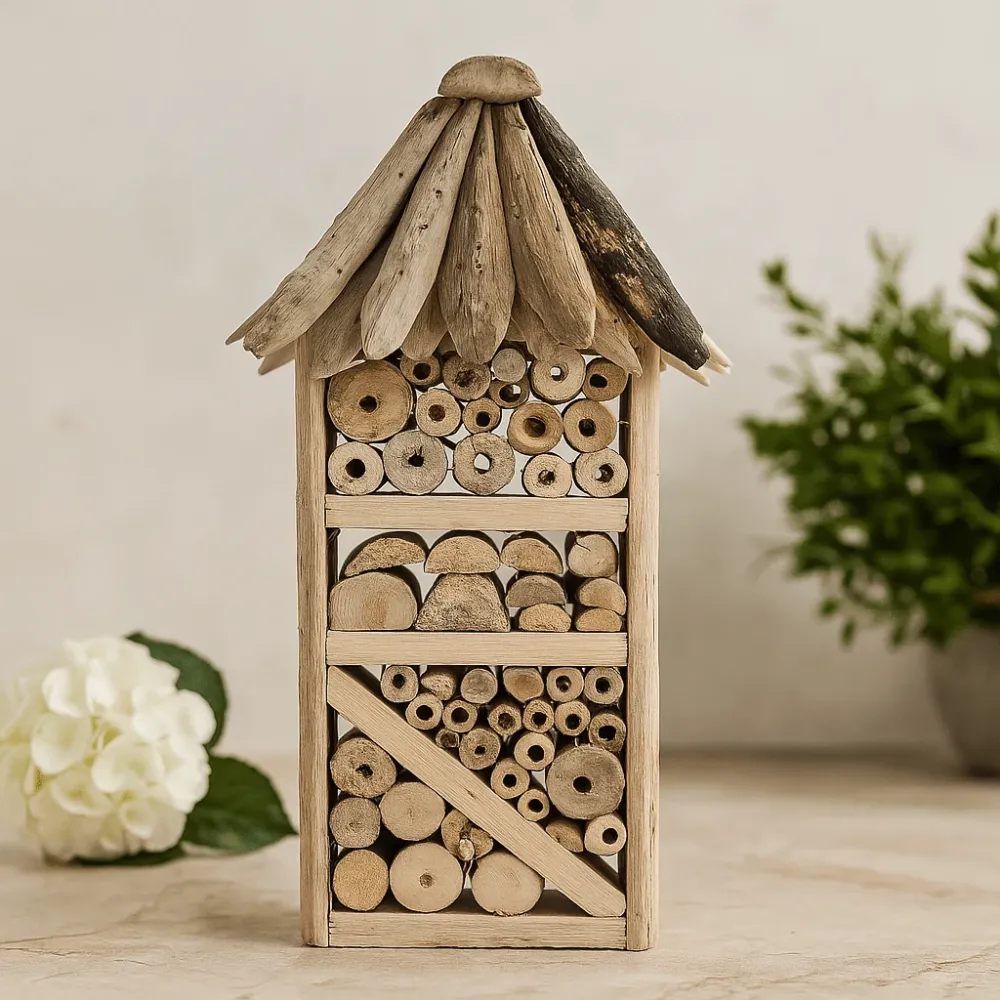 Hotel za pčele i insekte Driftwood Highrise Ancient Wisdom