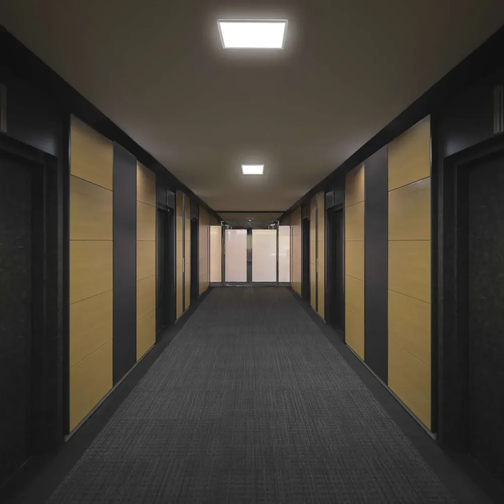LED stropna svjetiljka FLORI, kvadratna, bijela, 18W, 4000K, IP20