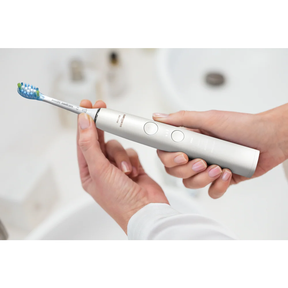 Philips Sonicare Power Flosser serije 3000 + električna četkica Diamond Clean serije 9000 HX3886/41