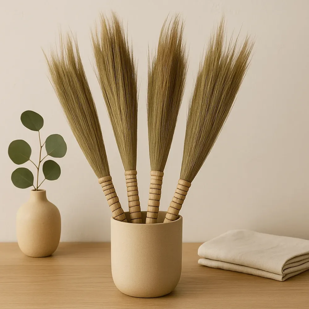 Set od 4 prirodne metle od pampas trave
