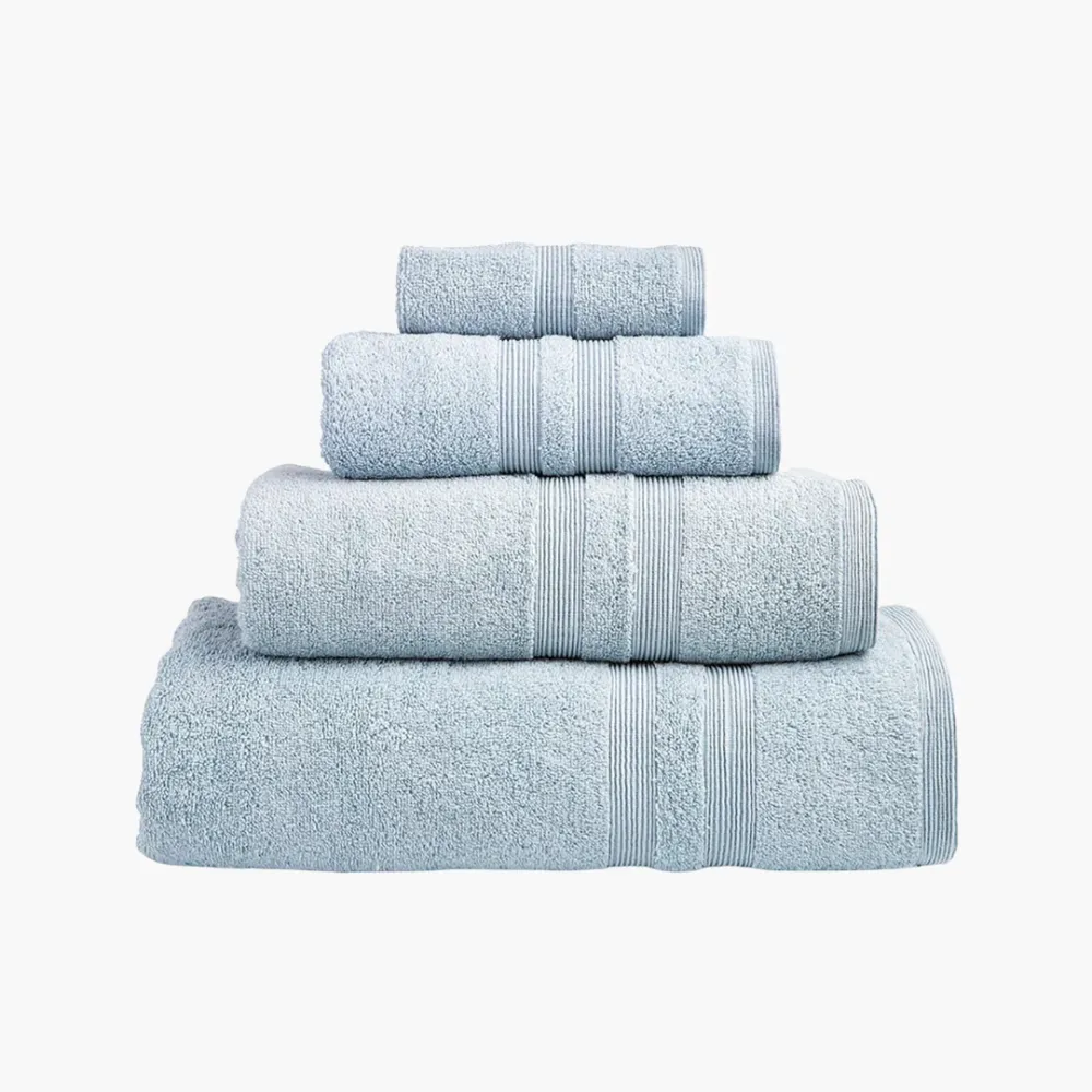 Allure Bath Tower Powder Blue 27 x 52