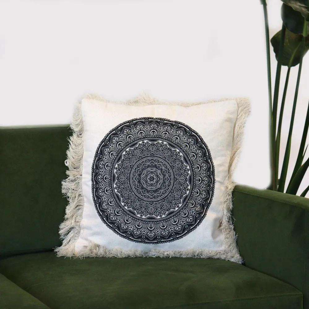 Navlaka za jastuk Mandala 45x45cm Crna