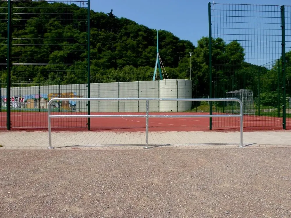 City Fence - Frankfurt (modularni sustav stupova i ograda)