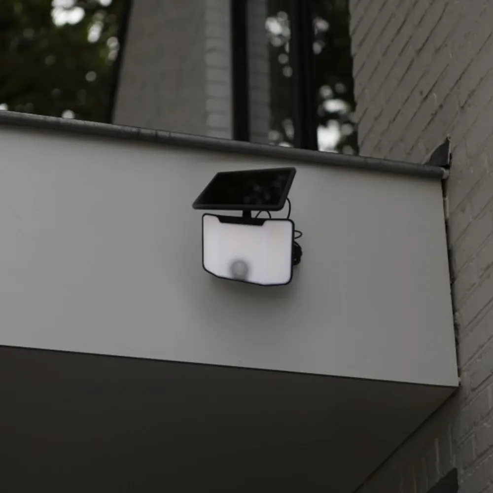 LED solarni reflektor KOMBO, senzor pokreta, mat crna, 6W, 5000K, IP44