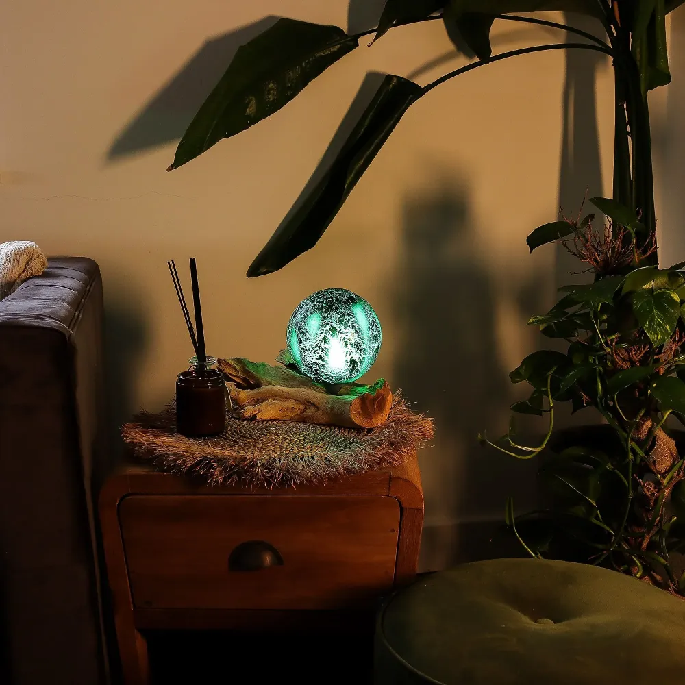 DriftGlow lampa s nijansom smaragdnog pukotina