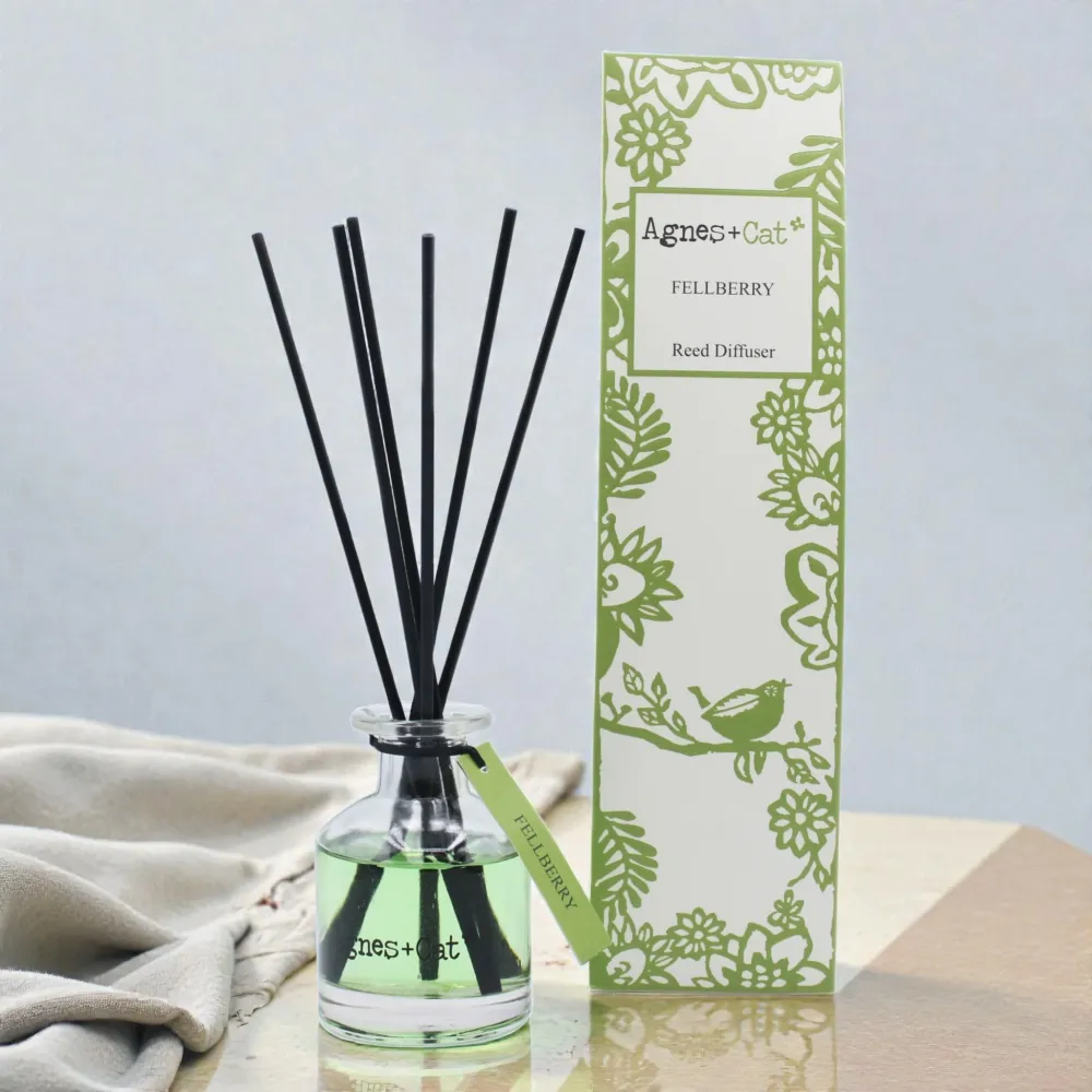 Difuzor s štapićima 140ml – Fell Berry