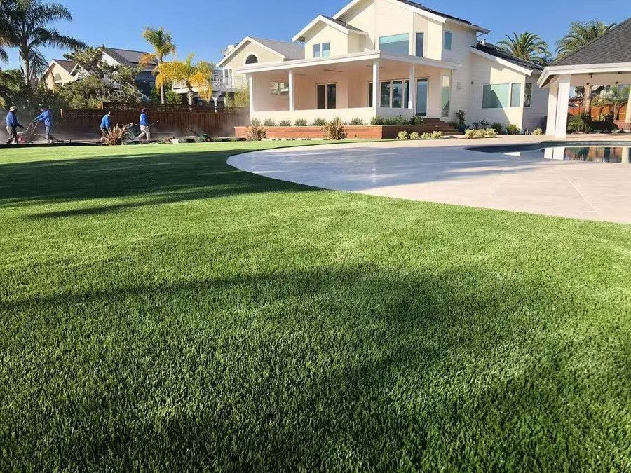 EcoTurf umjetna trava u roli realističnog izgleda, DIY, debljina 35 mm, 2×1 m (2 m²)
