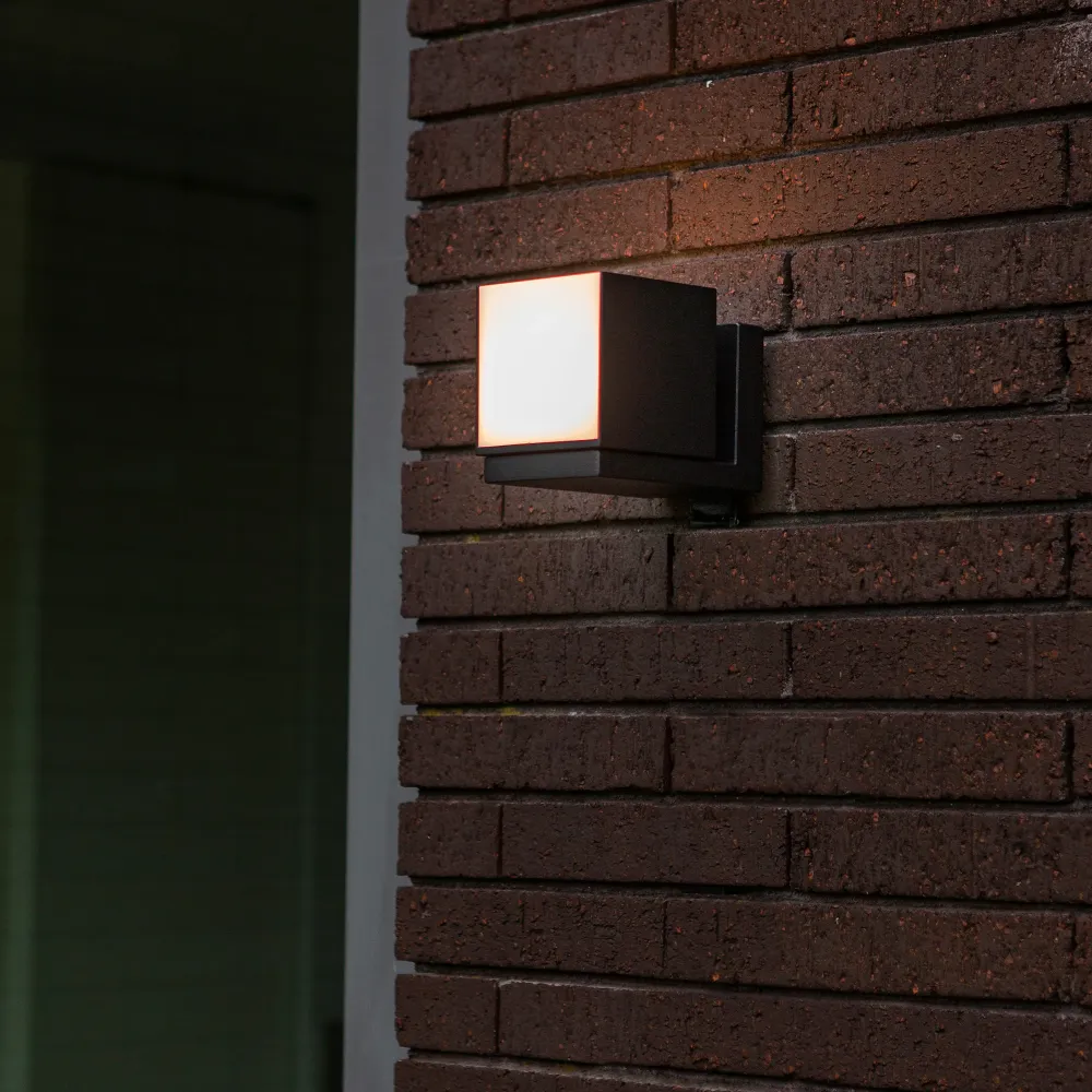 LED zidna svjetiljka CUBA, mat crna, 9.5W, 3000K, IP54