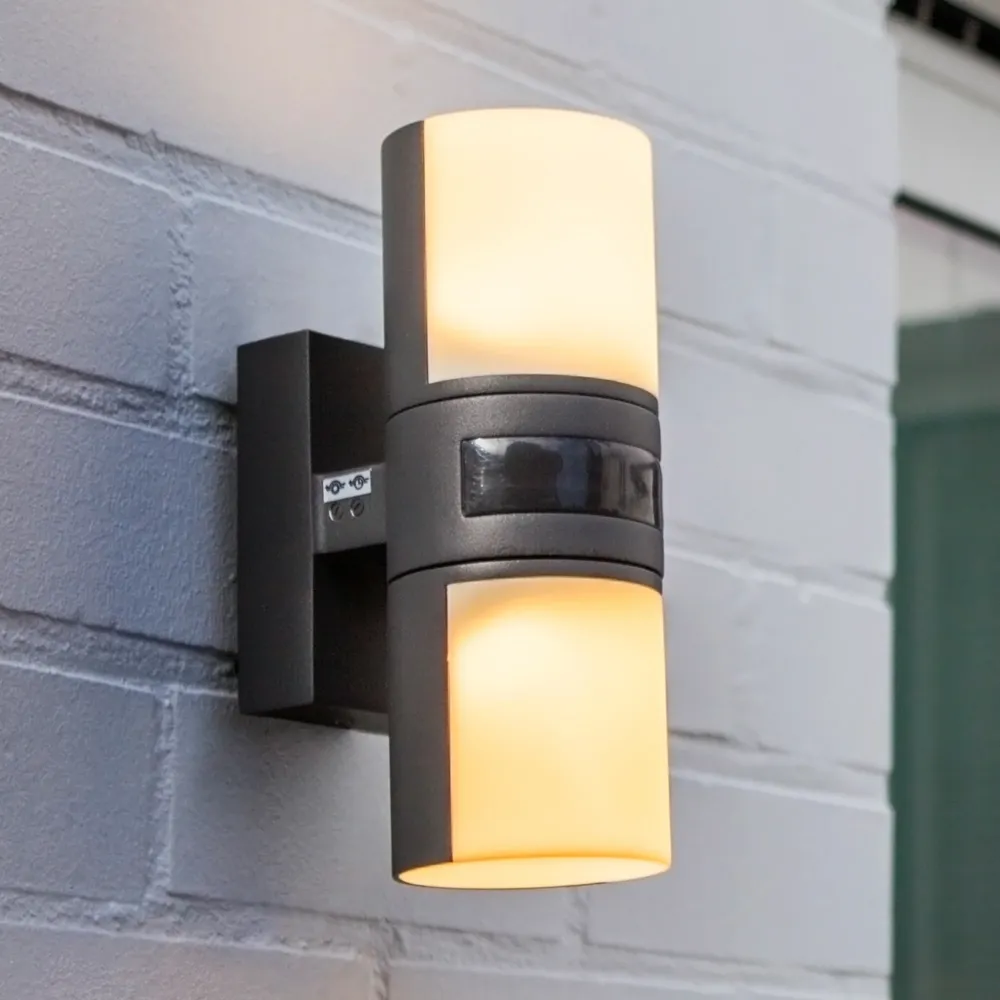 LED zidna svjetiljka CYRA, senzor pokreta, tamno siva, 16.1W, 3000K, IP54