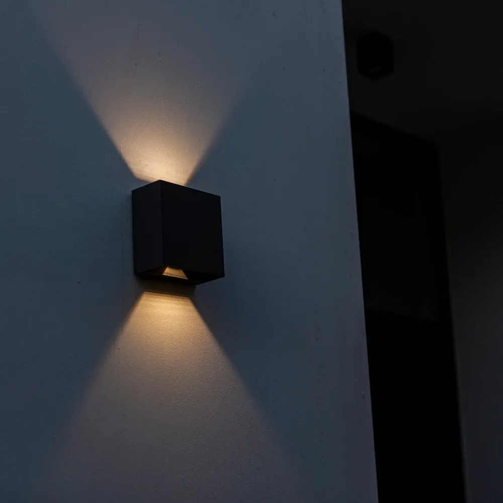 LED zidna svjetiljka GEMINI BEAMS, mat crna, 7.5W, 3000K, IP54