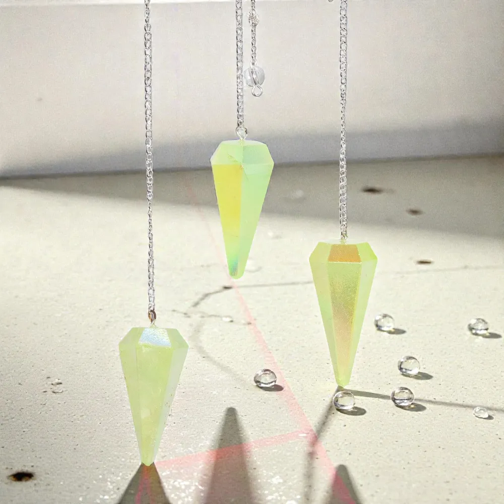 Šesterokutni njihaljka – Aurora kristal blijedo zelena – 4 cm